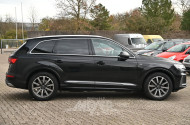 Audi Q7 55 TFSI quattro tiptronic S Line, mythos black metallic