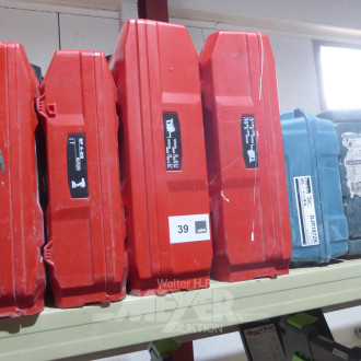 6 div. Maschinenkoffer