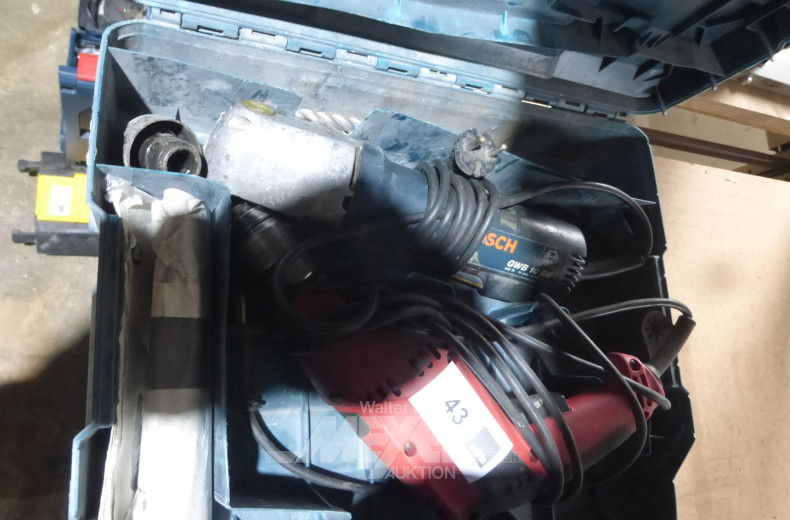 Winkelbohrmaschine BOSCH und 1 Bohrmaschine MILWAUKEE