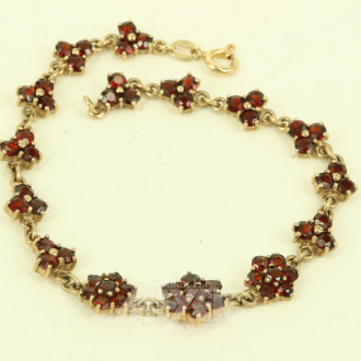Armband mit Granatbesatz