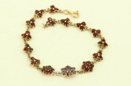 Armband mit Granatbesatz