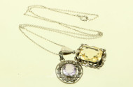 Kette in 835er Silber, mit 2 Anhänger in Silber mit je 1 Farbstein