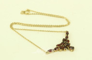 Collier mit Granatbesatz