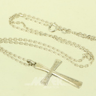 Kette mit Kreuzanhänger