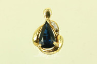 Anhänger mit blauem Farbstein u. 2 kl. Brillanten