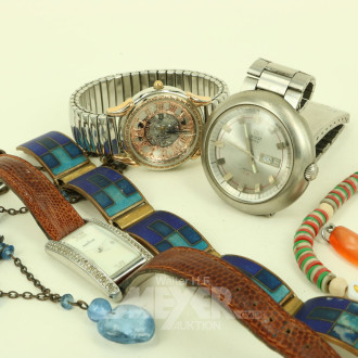 Konvolut mit etw. Modeschmuck sowie 3 Armbanduhren, darunter Tissot, Fossil u. Ratìus