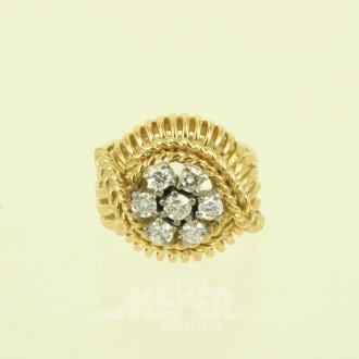 Ausgefallener Damenring mit 7 kl. Brillanten von ges. ca. 0.35 ct