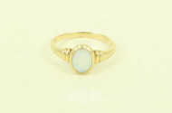 Damenring mit 1 Opal