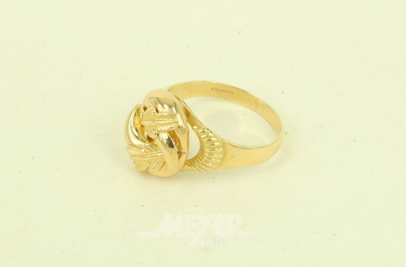 Ring mit Eichenlaub
