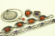 Konvolut Silberschmuck, best. aus Ringe, Armbänder, Pandora Armreif u. Anhänger