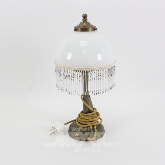 Tischlampe, Metallfuß, Milchglasschirm mit Fransen, ca. 37 cm