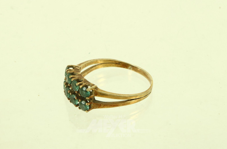 Ring mit 8 Farbsteinen
