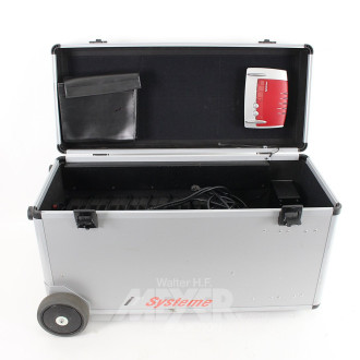 Laptop / Tablett Transportsystem mit zentraler Ladeeinrichtung