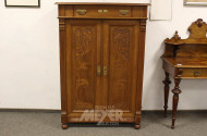 Vertiko im Jugendstil mit floraler Schnitzerei