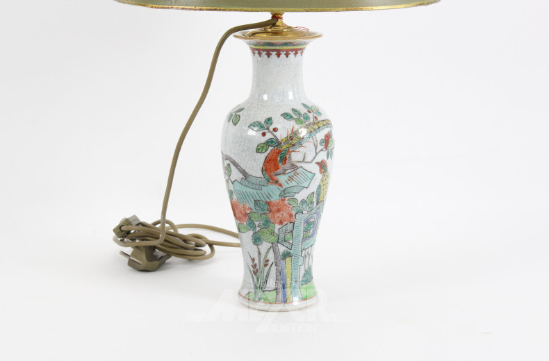 Tischlampe, Porz.-Fuß, krakeliert mit Blumendekor
