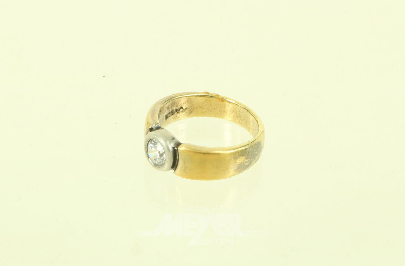 Silberring mit Farbstein