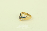 Ring mit kl. Saphiren u. Brillanten