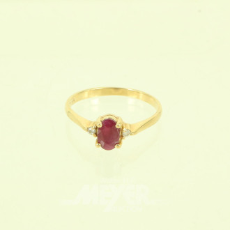 Ring mit 1 Rubin u. 2 kl. Brillanten