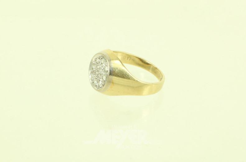 Ring mit kl. Brillanten im Kreis