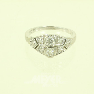 Ring im Art Déco-Stil mit Brillanten