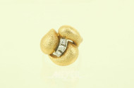 moderner Ring mit 3 Brillanten