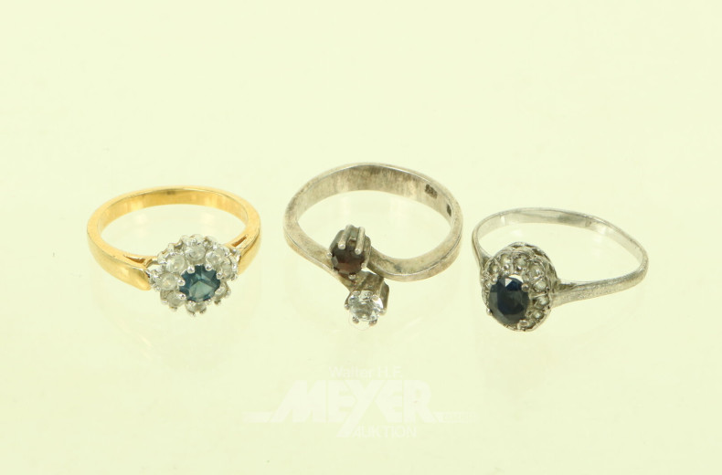 3 Ringe, davon zwei in Silber