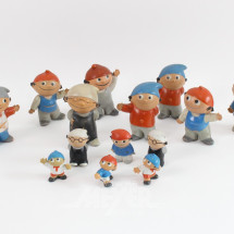 Los 489: Konvolut Meinzelmännchenfiguren, ca. 14 Stk., ca. 5-11 cm