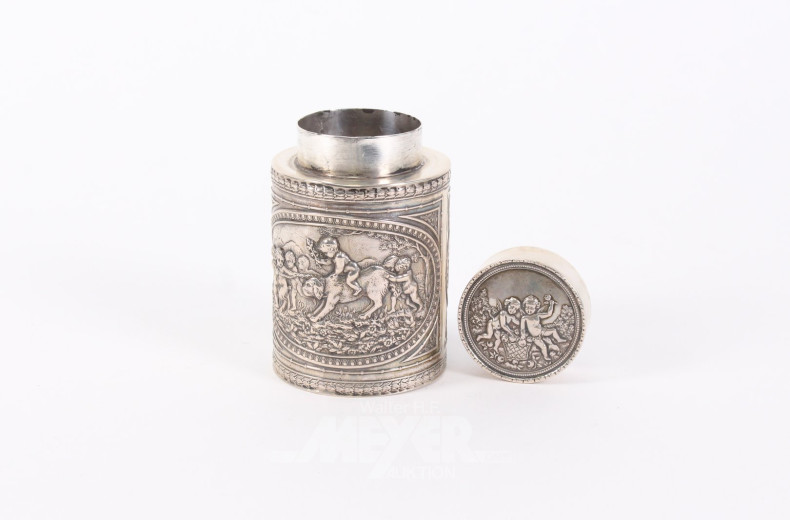 Teedose, reichhaltig verziert, mit Putti
