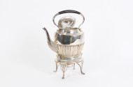 Teekanne mit Rechaud, hartversilbert