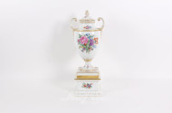 Amphorenvase, dreiteilig, mit Blumendekor