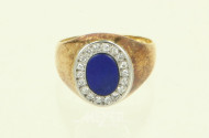 Ring, mit 1 Lapislazuli-Plättchen, umkranzt von kl. Brillanten,
