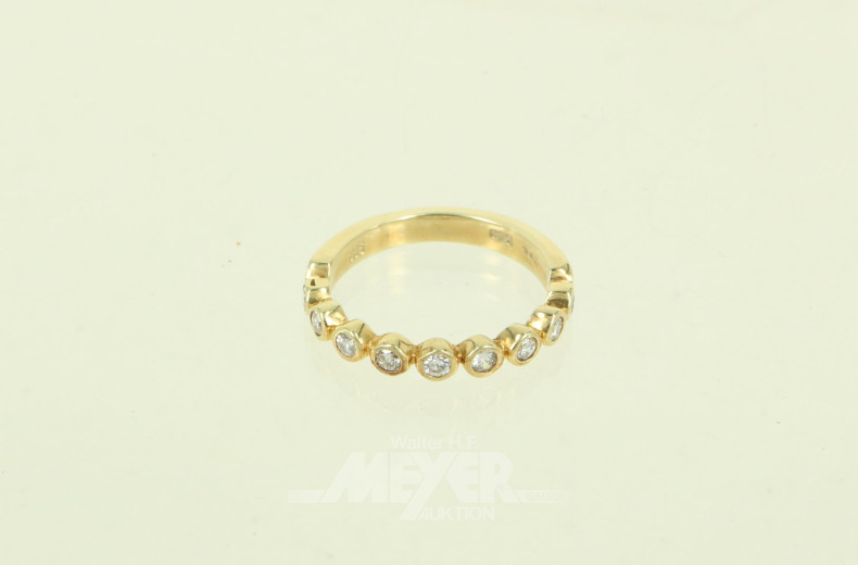 Zarter Ring, mit 9 kl. Brillanten