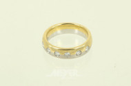 Ring, bicolor, mit 7 kl. Brillanten