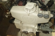 Marine-Innenbordmotor, inkl. Betriebsanleitung