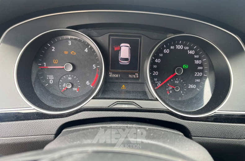 Volkswagen Passat Variant, urano grau