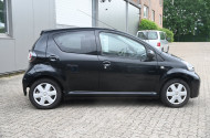 Toyota Aygo, schwarz