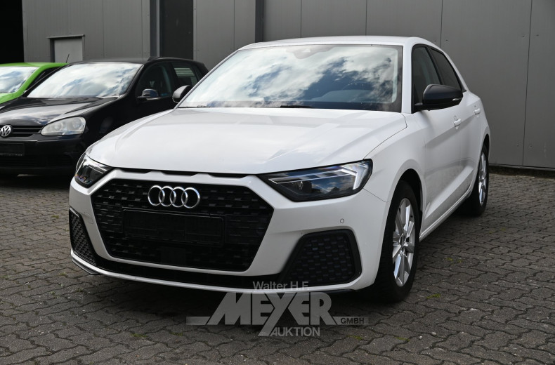 Audi A1 25 TFSI Sportback S tronic, cortina weiß