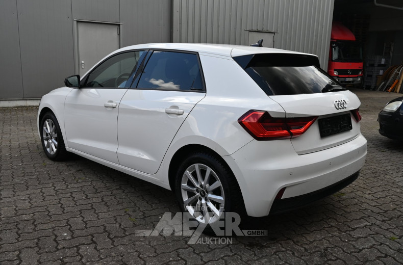 Audi A1 25 TFSI Sportback S tronic, cortina weiß