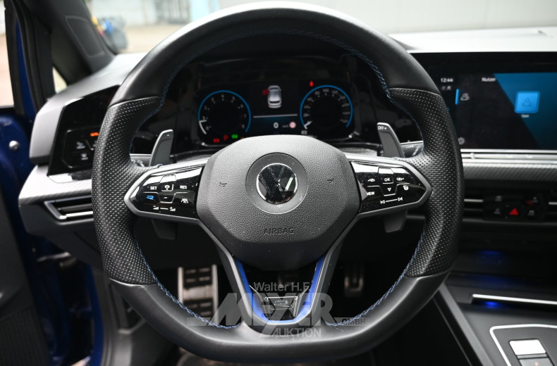 Volkswagen Golf VIII 2.0 TSI OPF 4Motion DSG R, lapiz blau
