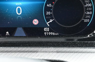 Volkswagen Golf VIII 2.0 TSI OPF 4Motion DSG R, lapiz blau