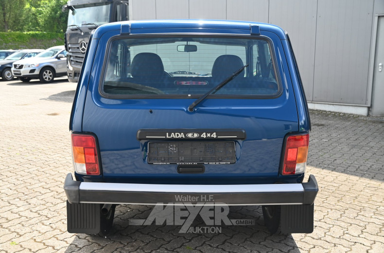 Lada Niva 4x4, blau