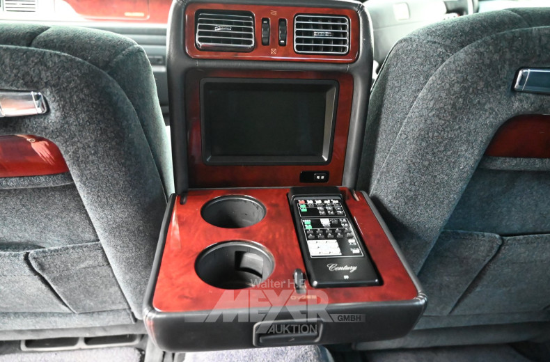 Toyota Century 5.0L V12