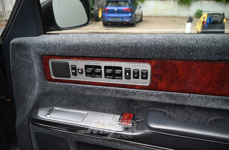 Toyota Century 5.0L V12