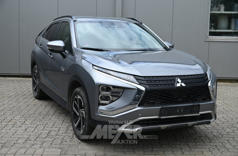 Mitsubishi Eclipse Cross Plug-In Hybrid 4WD Plus, platin grau