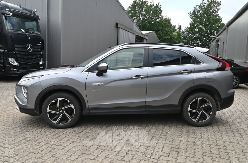 Mitsubishi Eclipse Cross Plug-In Hybrid 4WD Plus, platin grau