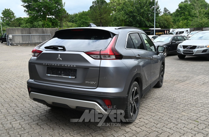 Mitsubishi Eclipse Cross Plug-In Hybrid 4WD Plus, platin grau