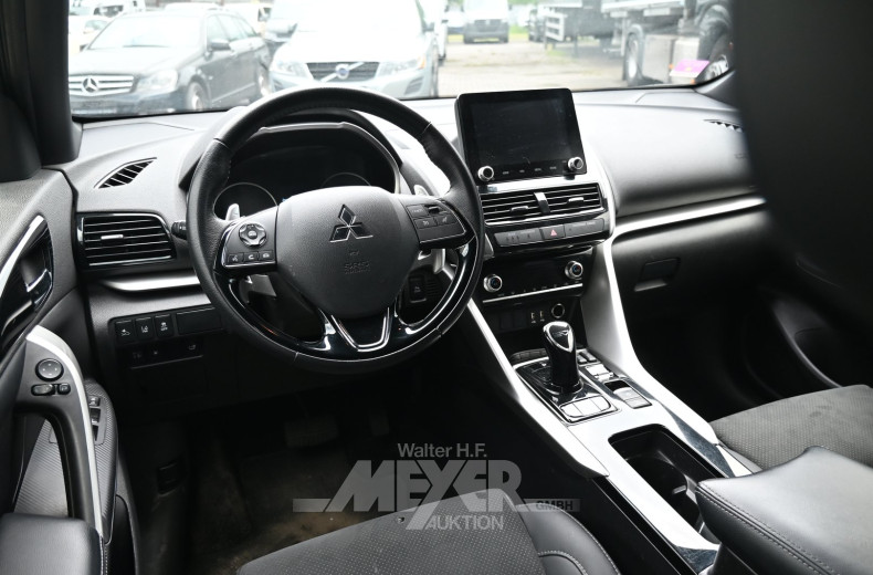 Mitsubishi Eclipse Cross Plug-In Hybrid 4WD Plus, platin grau