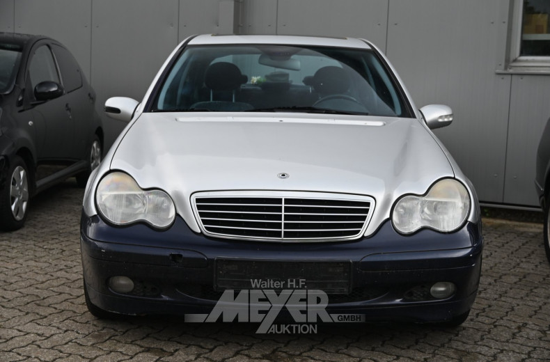 Mercedes-Benz C180 Avantgarde Limousine