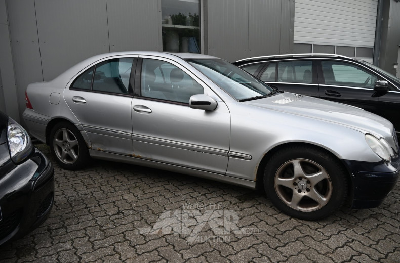 Mercedes-Benz C180 Avantgarde Limousine
