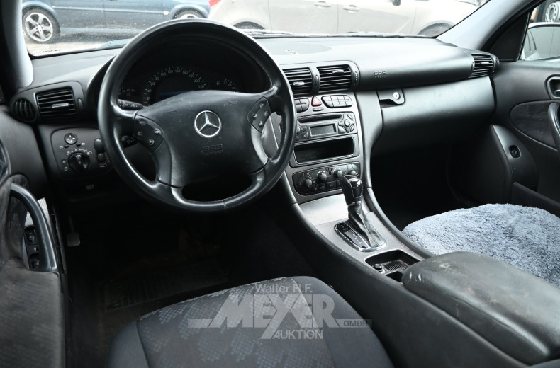 Mercedes-Benz C180 Avantgarde Limousine